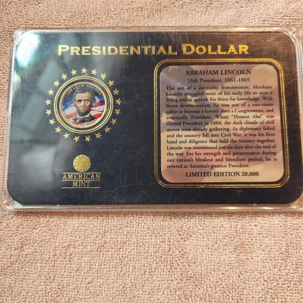 Free-people Gold and Black Collectibles